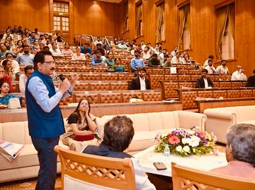 dr sandeep rai - diabetologist in kharghar & vashi, navi mumbai at event